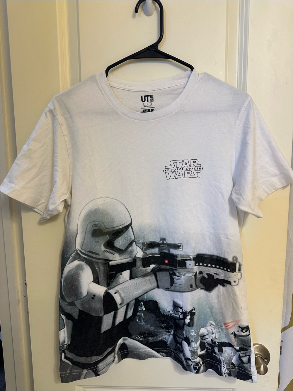 Uniqlo White Star Wars Stormtrooper Graphic Tee - Kids